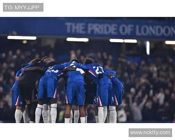 世界杯精彩对决阿森纳与切尔西激战成平局引发全场热烈反响