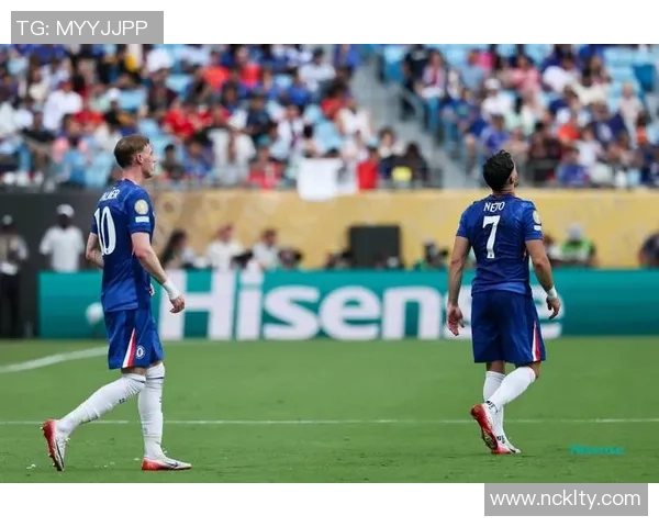 足总杯惊天逆转本菲卡5-0横扫切尔西战术解析与绝杀瞬间回顾 足总杯惊天逆转本菲卡5-0横扫切尔西战术解析与绝杀瞬间回顾