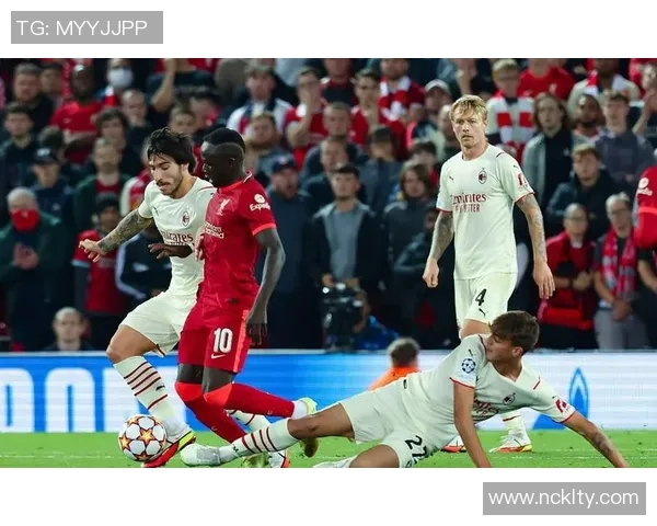 友谊赛AC米兰大胜利物浦红牌争议引发全场热议与转会传闻 友谊赛AC米兰大胜利物浦红牌争议引发全场热议与转会传闻