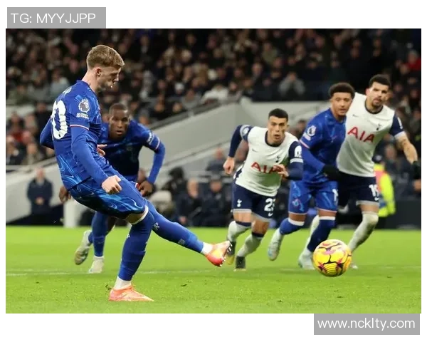 世界杯精彩对决切尔西与阿森纳战成平局帽子戏法引发全场热烈反响