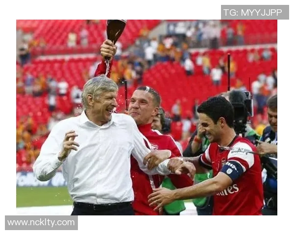 世界杯精彩对决阿森纳与本菲卡战成平局引发全场热议