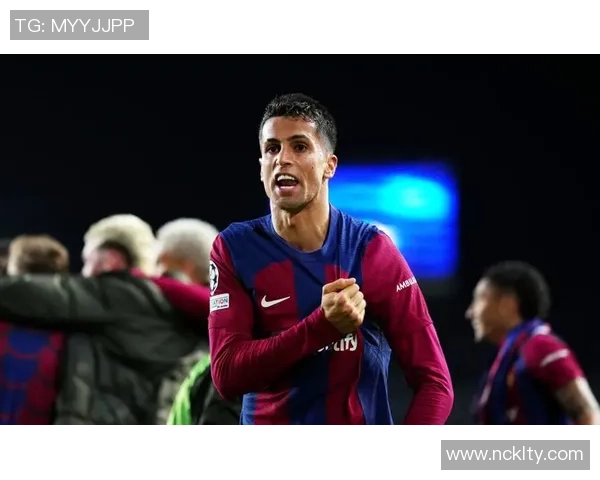 欧冠激战巴萨狂胜波尔图四球大捷引发转会风波与球迷热议