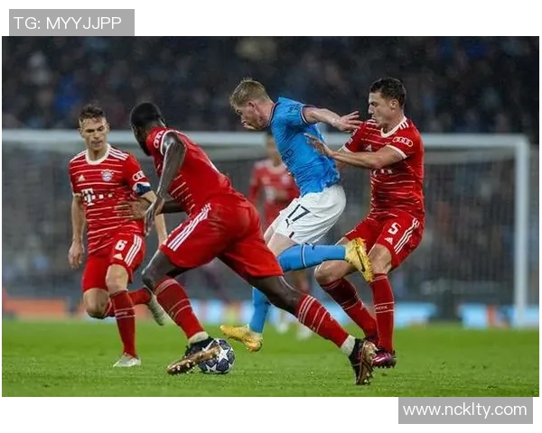 友谊赛曼城与莱比锡战平争议判罚引发全场热议与惊喜瞬间