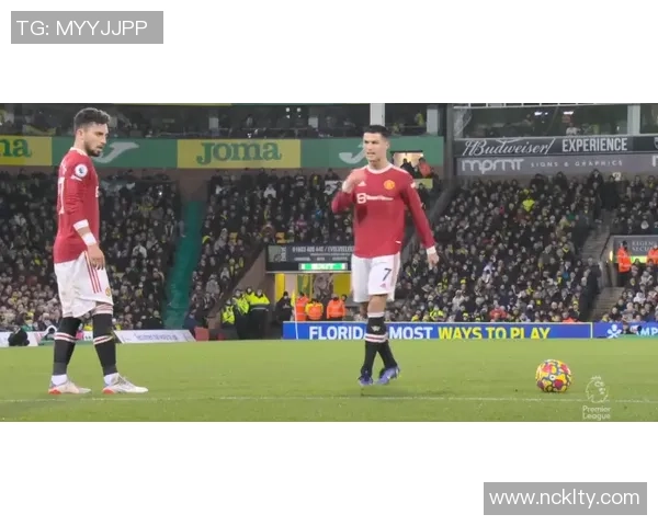 德甲：多特蒙德0-0AC米兰！横扫瞬间引爆全场争议判罚