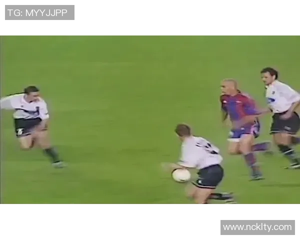 西甲精彩对决多特蒙德狂胜曼联帽子戏法点燃全场激情 西甲精彩对决多特蒙德狂胜曼联帽子戏法点燃全场激情