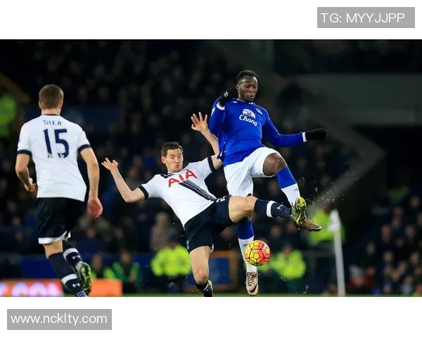 英超惊现冷门曼联逆袭多特蒙德全场沸腾瞬间回顾